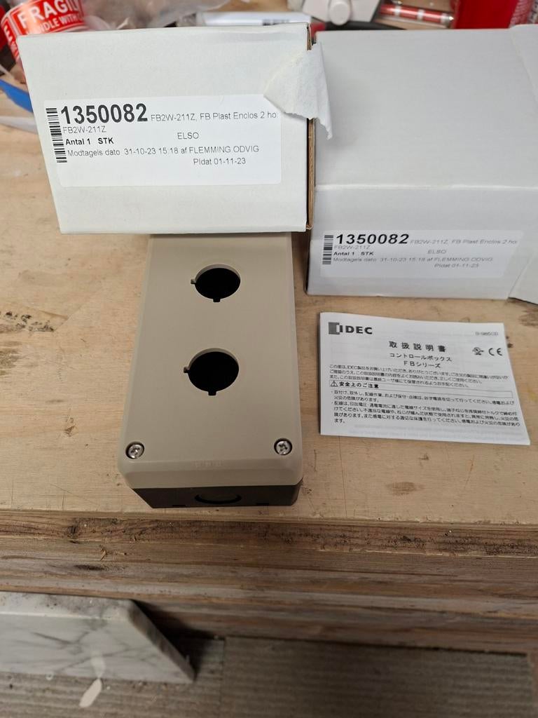 IDEC FB2W-211Z Control Box / Drukknopkast, Nieuw, Ophalen of Verzenden, Idec, X