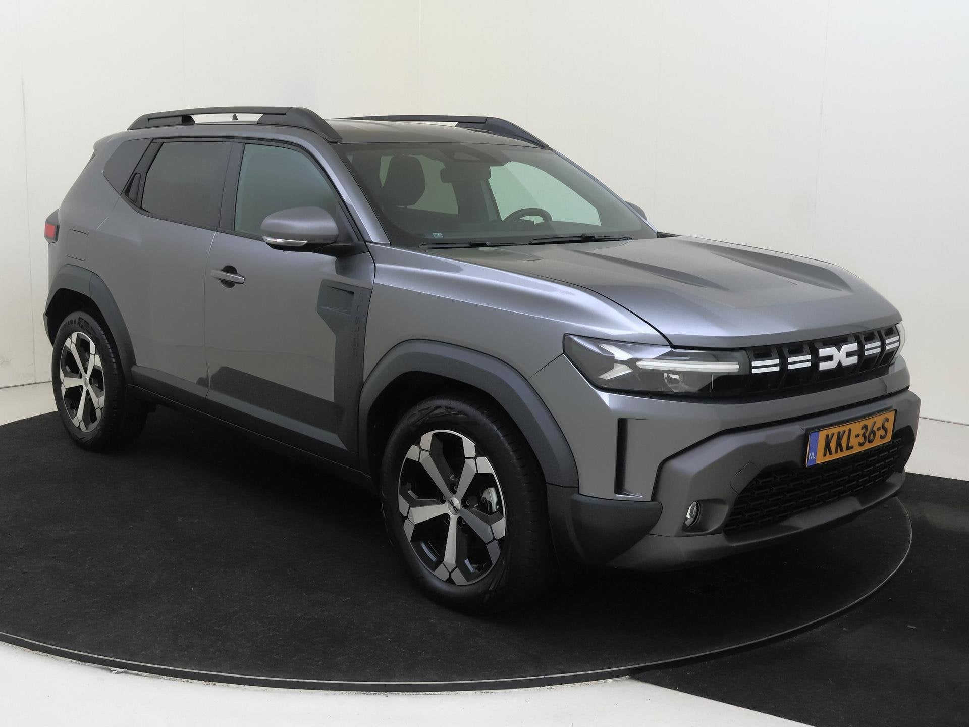 Dacia Duster 1.6 Hybrid Journey 140PK | Automaat | Navigatie, Auto's, Dacia, Stof, Gebruikt, 4 cilinders, Duster