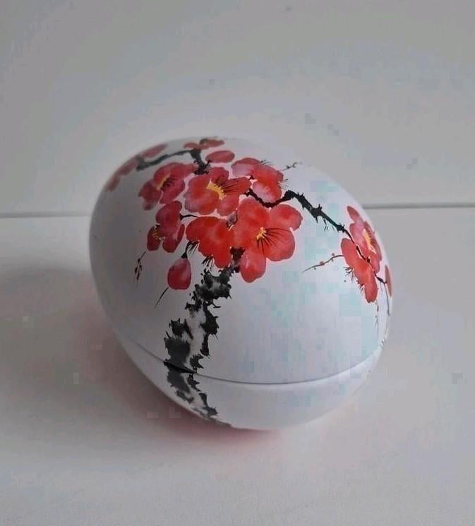 Metalen ei doosje met kersenbloesem decoratie, Antiek en Kunst, Ophalen of Verzenden