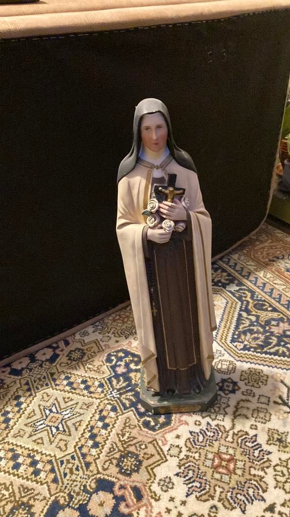Heilige roza, Ophalen