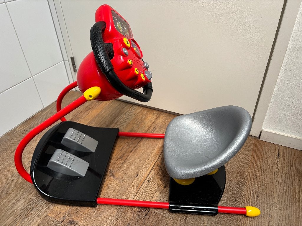 Smoby Disney Cars 3 V8 Driver rijsimulator, Ophalen of Verzenden, Gebruikt