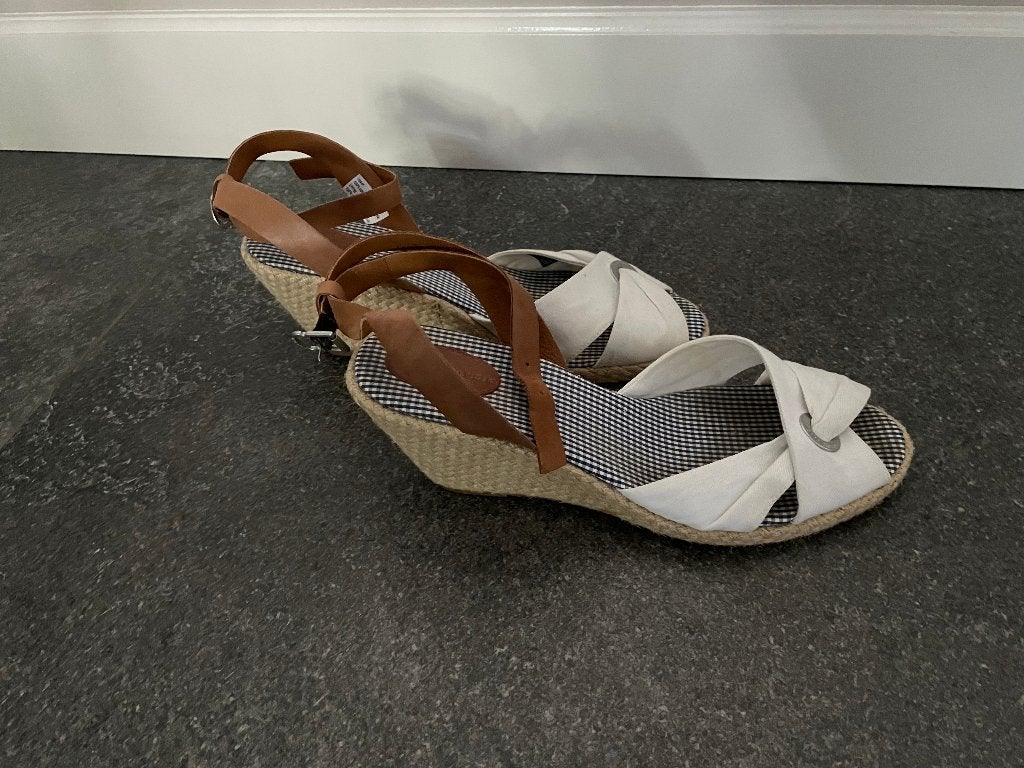 Sleehak schoenen maat 41 Tommy Hilfiger, Kleding | Dames, Ophalen, Wit, Overige typen, Zo goed als nieuw