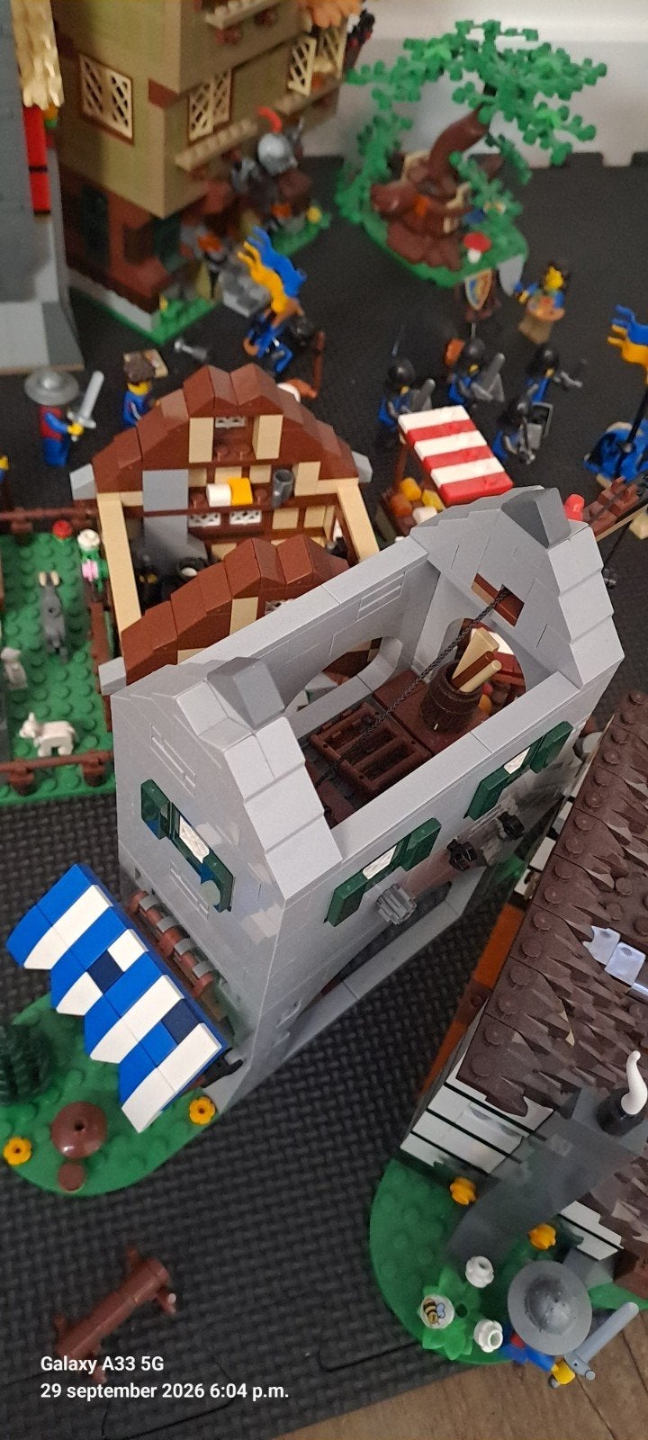 Foto 15 van lego leeuwenridders kasteel