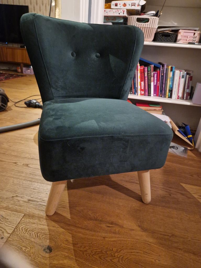 Fauteuil Halmstad groen - Comfortabele en stijlvolle stoel, Ophalen, Modern, Scandinavisch, 75 tot 100 cm, Zo goed als nieuw