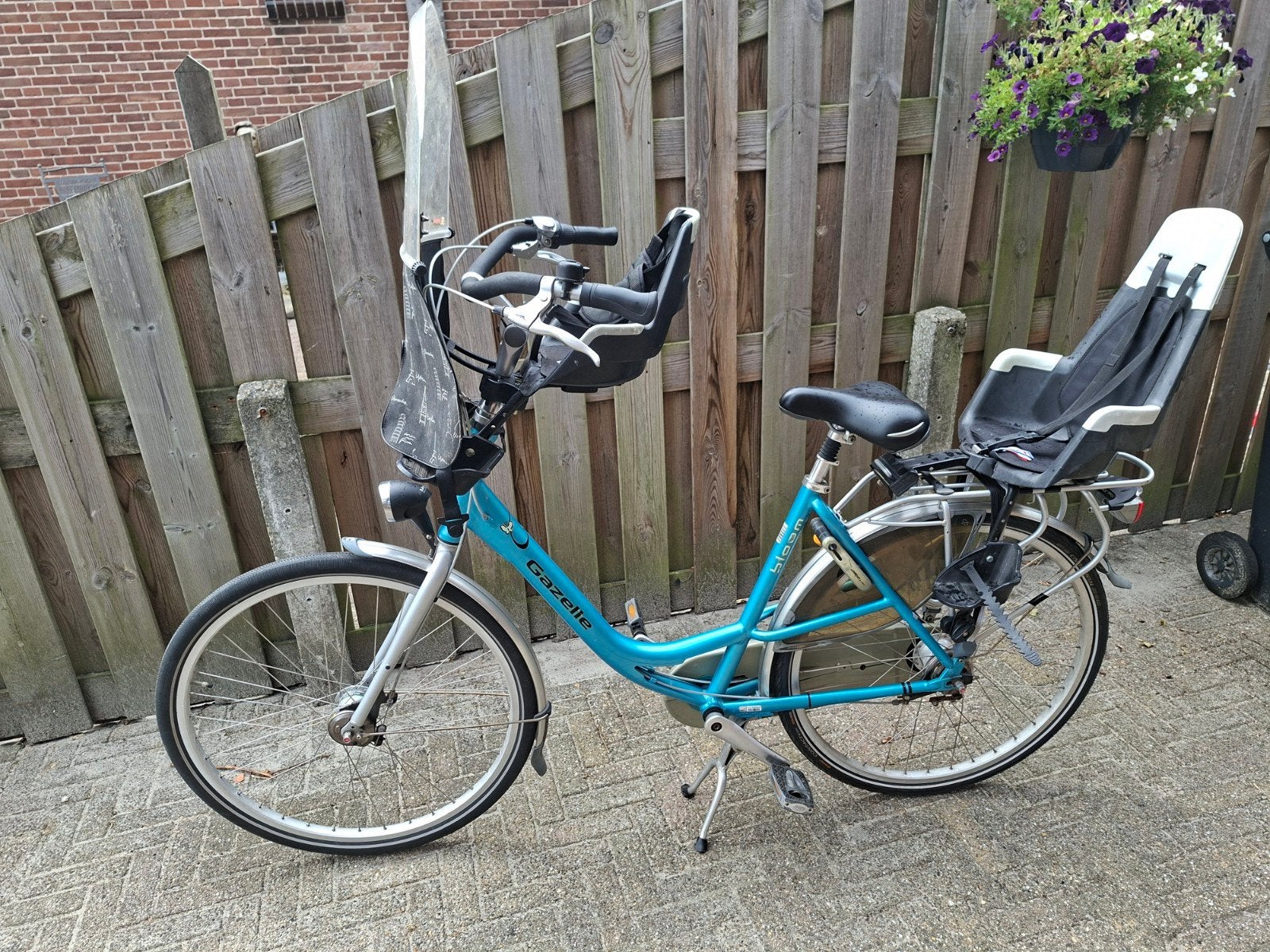 Gazelle moederfiets met twee kinderzitjes, Ophalen, Velgrem, Versnellingen, Gazelle