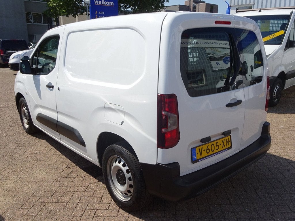 Citroen Berlingo 1.6 BlueHDI Club AIRCO CRUISE CONTROL NAVIG, Voorwielaandrijving, Stof, Gebruikt, 4 cilinders