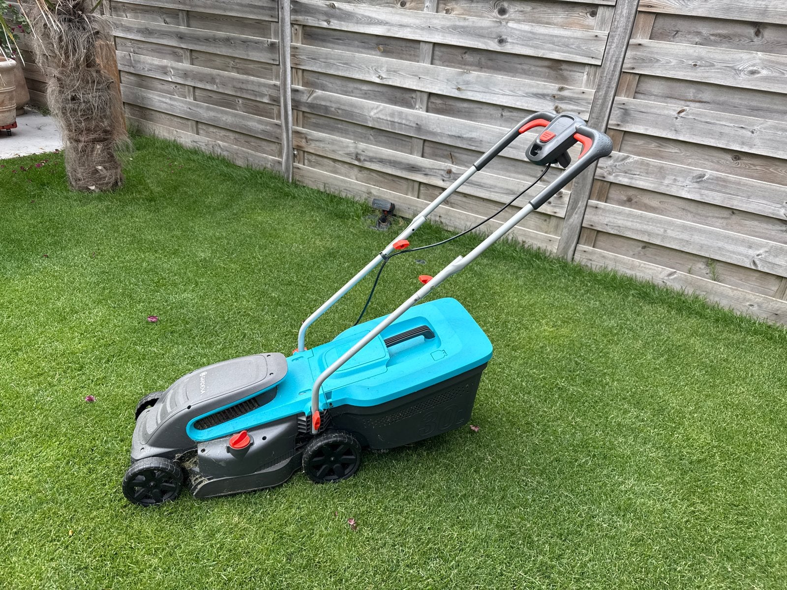 Gardena Elektrische Grasmaaier - Zo goed als nieuw, Ophalen, Cirkelmaaier, Elektrische grasmaaier, Zo goed als nieuw
