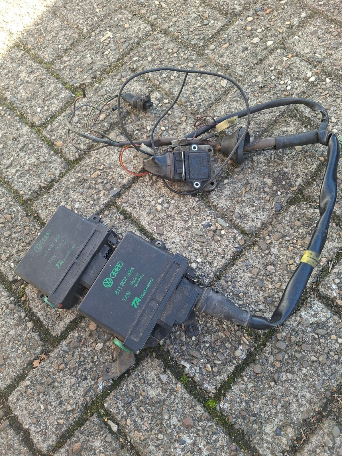 2 x Ecu en bekabeling & ontstekingsmodule golf 2 gti 16v kr, Auto-onderdelen, Ophalen of Verzenden