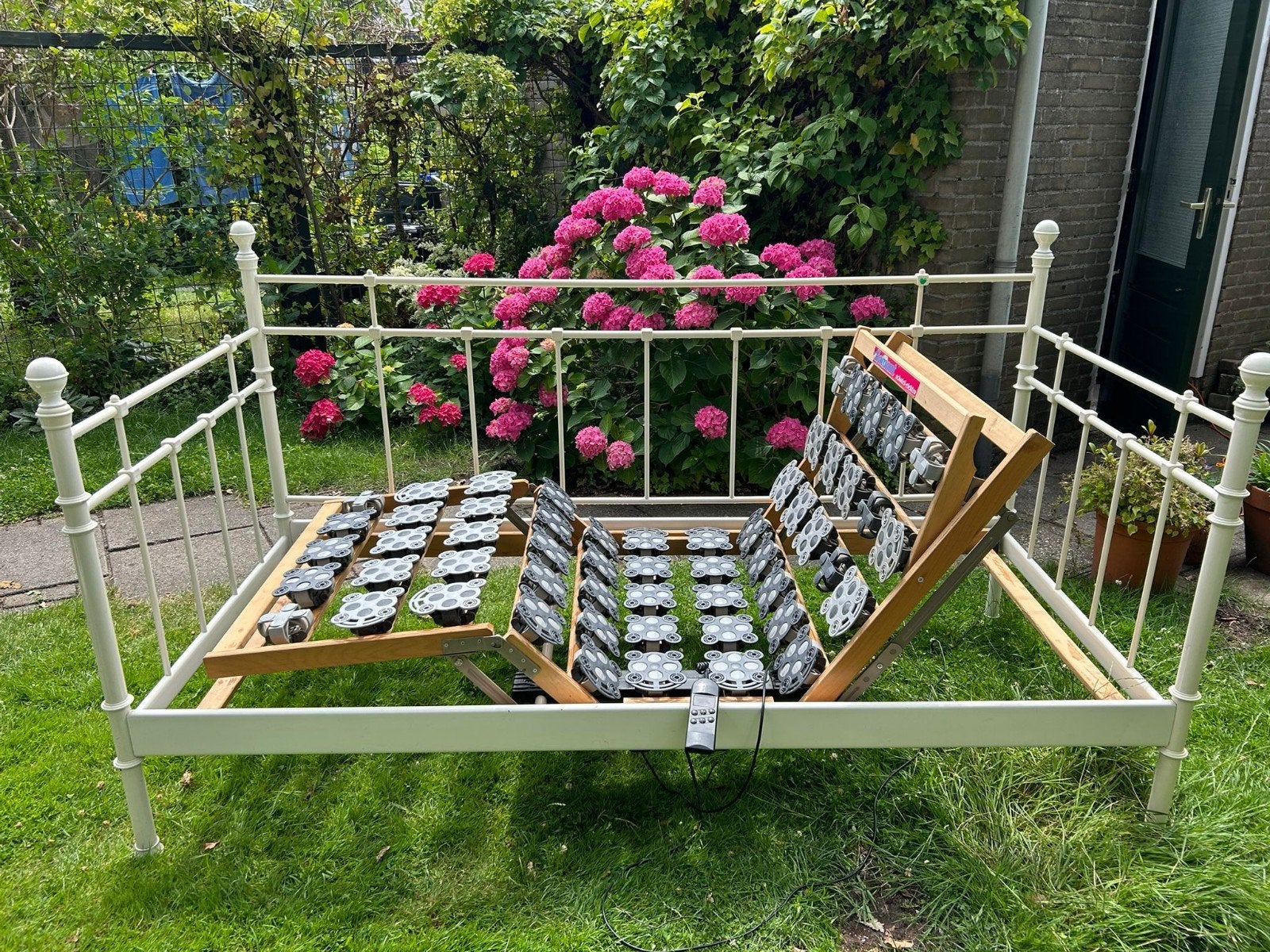 Diamant schotelbodem elektrisch verstelbaar bed, Ophalen, 90 cm, 200 cm, Hout
