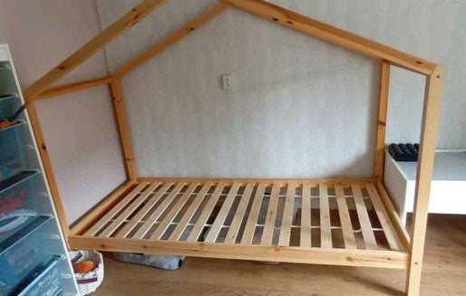 Vipack Dallas eenpersoonsbed huisjesbed, 85 tot 100 cm, Zo goed als nieuw, 180 cm of meer, Ophalen