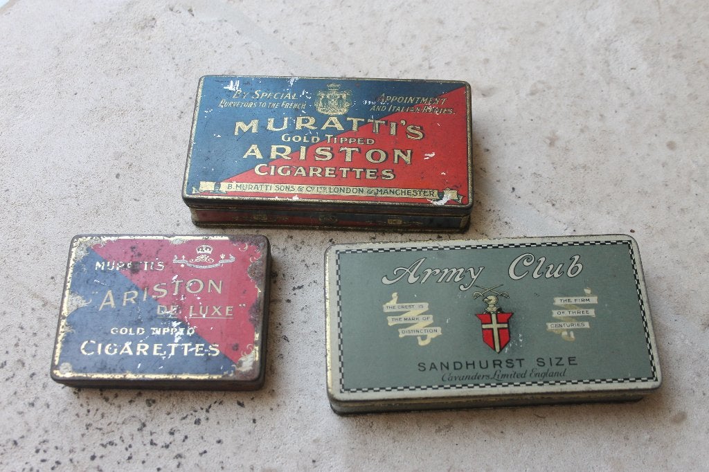Three Uncommon WW1 and WW2 Era British Cigarette Tins, Verzenden, Landmacht, Engeland, Overige typen