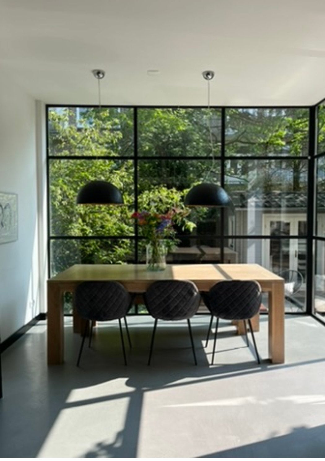 Foto 8 van Prachtige massief eiken eettafel met bankje en kruk