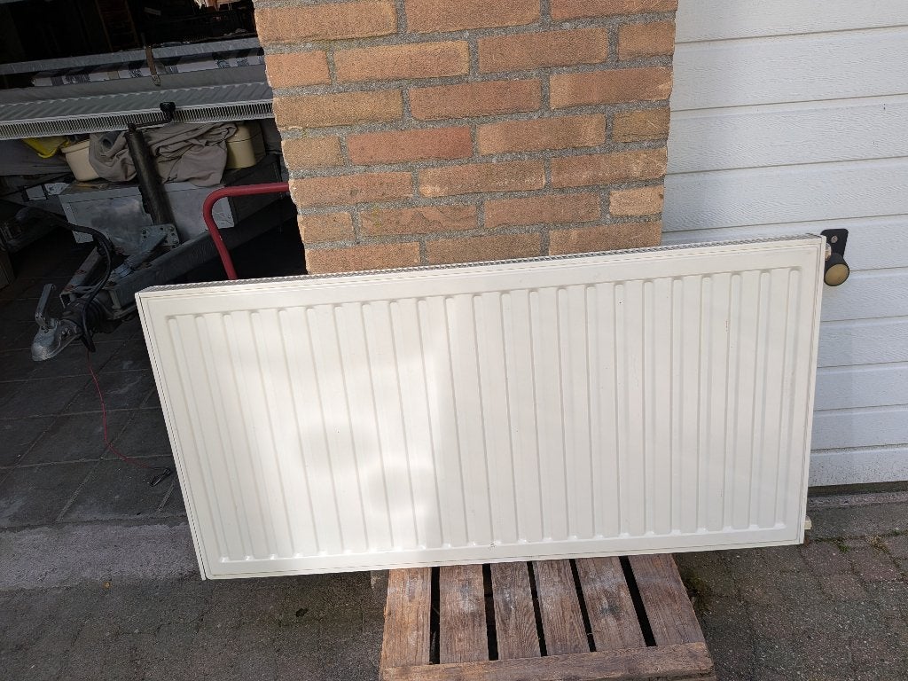 Radson radiator, Doe-het-zelf en Verbouw, Verwarming en Radiatoren, Ophalen, 30 tot 80 cm, Radiator, Zo goed als nieuw