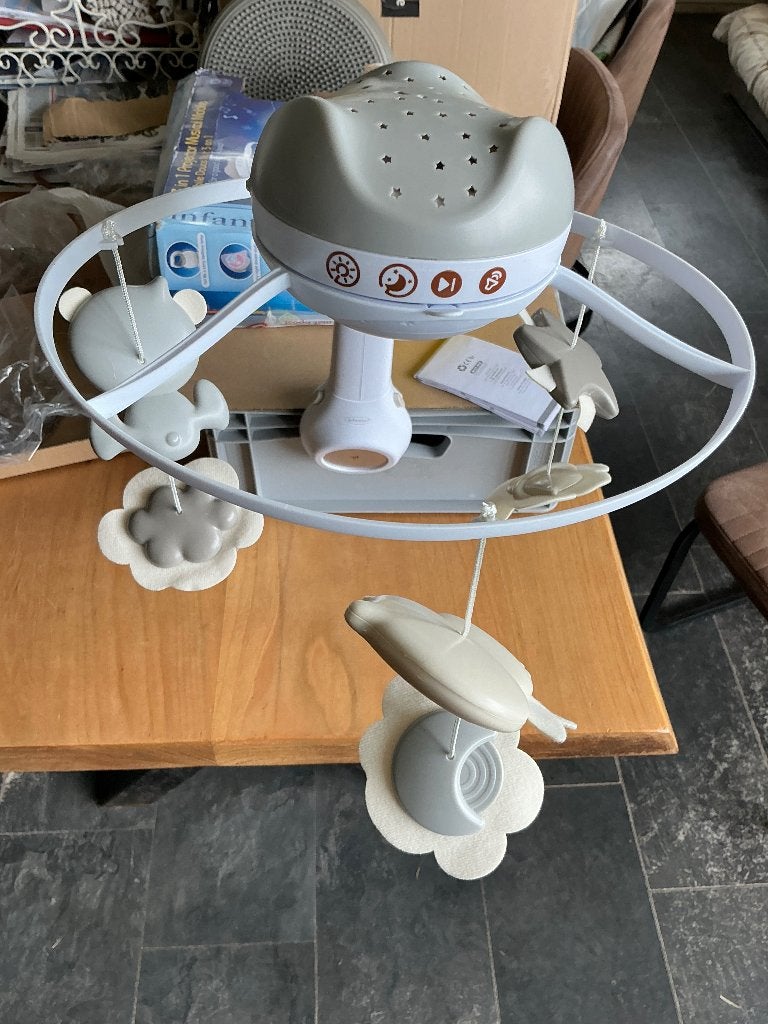 Muziekmobiel infantino, Kinderen en Baby's, Ophalen of Verzenden, Zo goed als nieuw, Mobiel, Met licht