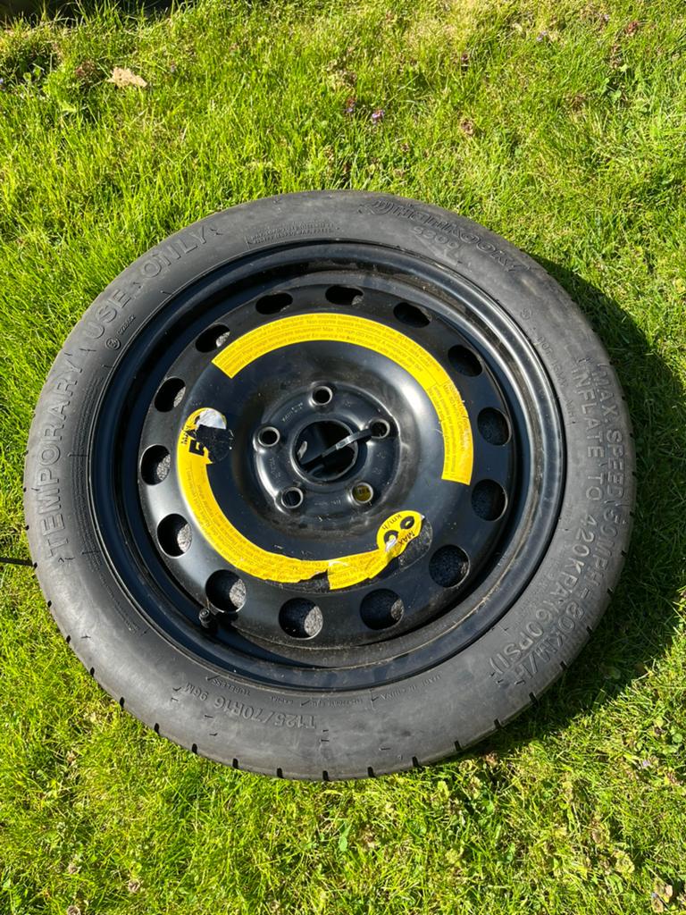 Mooie thuiskomer voor Volkswagengroep en Mercedes 125/70/R16, Auto-onderdelen, Banden en Velgen, Ophalen, Gebruikt, 16 inch, Banden en Velgen