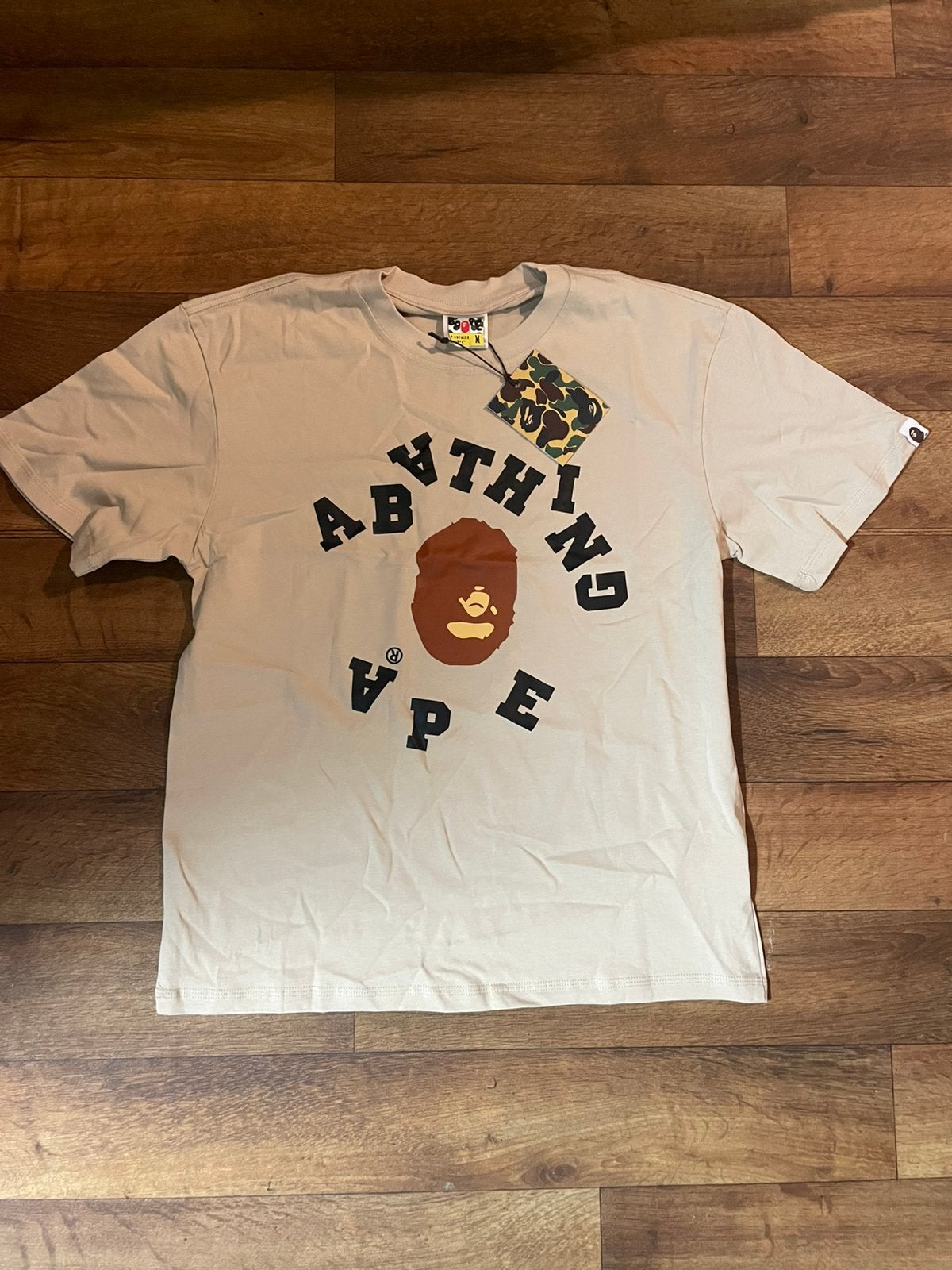 A Bathing Ape T-shirt, Ophalen of Verzenden, Nieuw, Beige