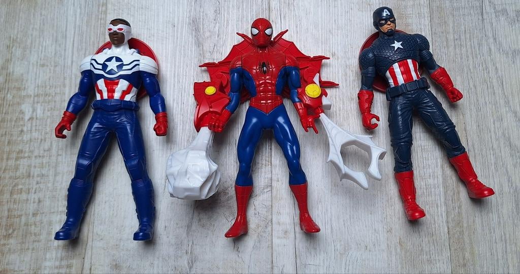 3 Marvel superhelden actiefiguren: Spider-Man, Captain Ameri, Ophalen of Verzenden, Zo goed als nieuw