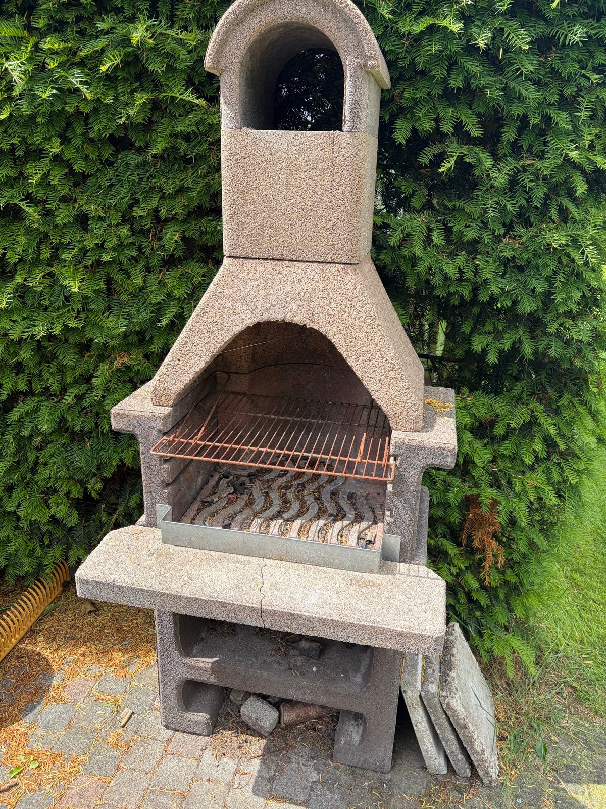 Stenen buitenhaard / BBQ met gebroken steen, Ophalen of Verzenden, Gebruikt