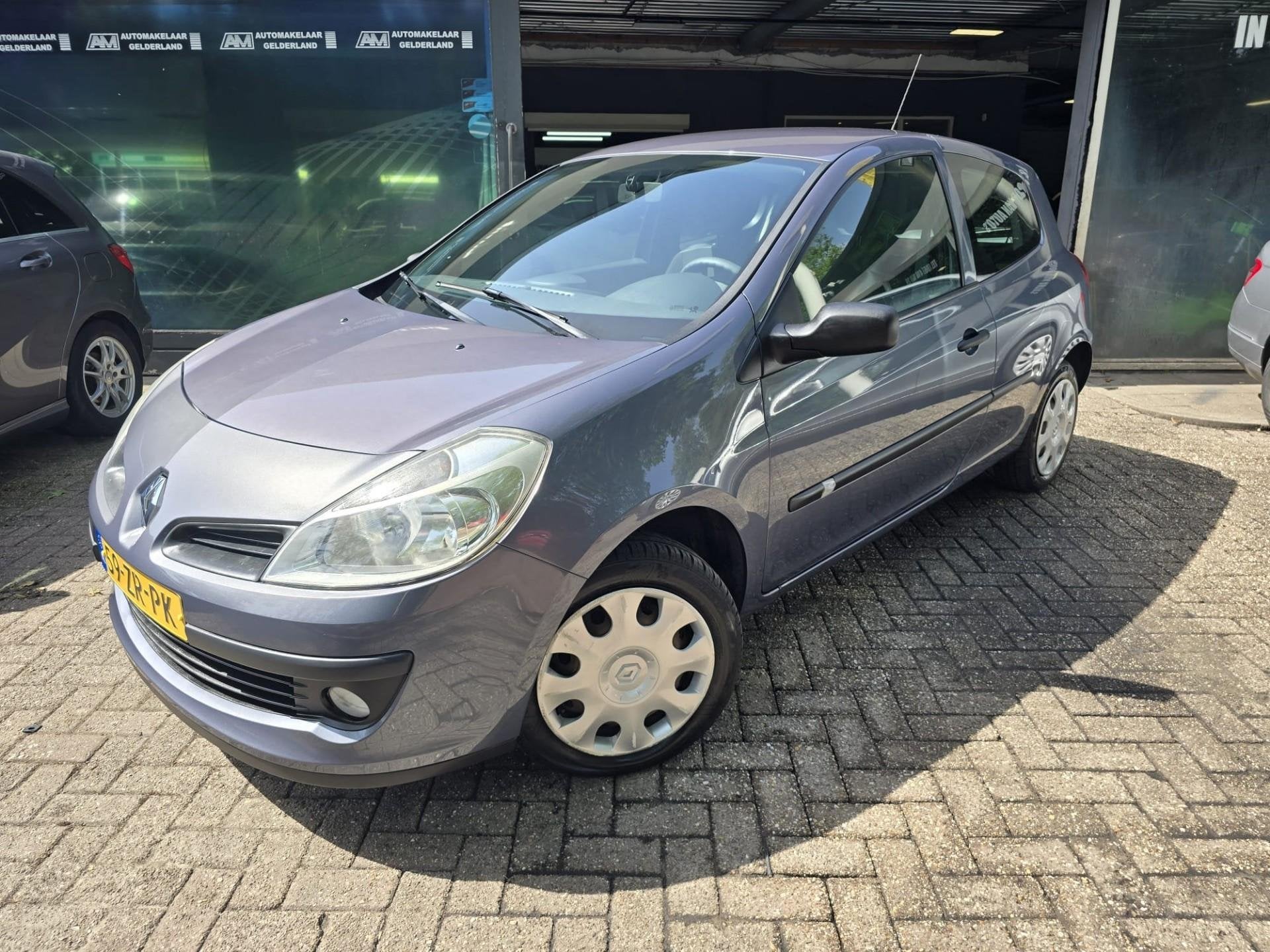 Renault Clio 1.2-16V Special Line | 1E EIGENAAR |3/6 OF 12MN, Voorwielaandrijving, Gebruikt, 4 cilinders, Blauw