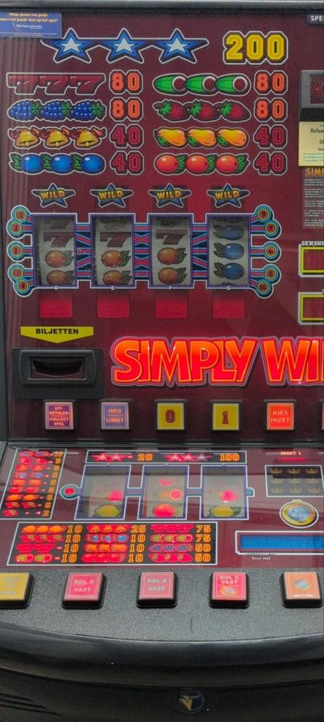 Simply Wild met NV10 biljet in, Verzamelen, Automaten | Gokkasten en Fruitautomaten, Euro, Ophalen of Verzenden, Gebruikt, Met sleutels