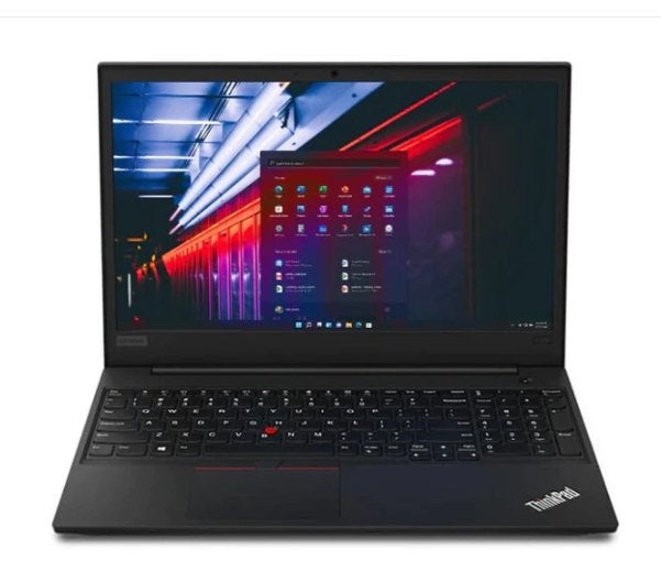 Lenovo ThinkPad E590 i5 1.6GHz 8GB 256GB SSD 15.6" W11, Niet ingevuld, 256 GB, Qwerty, Verzenden