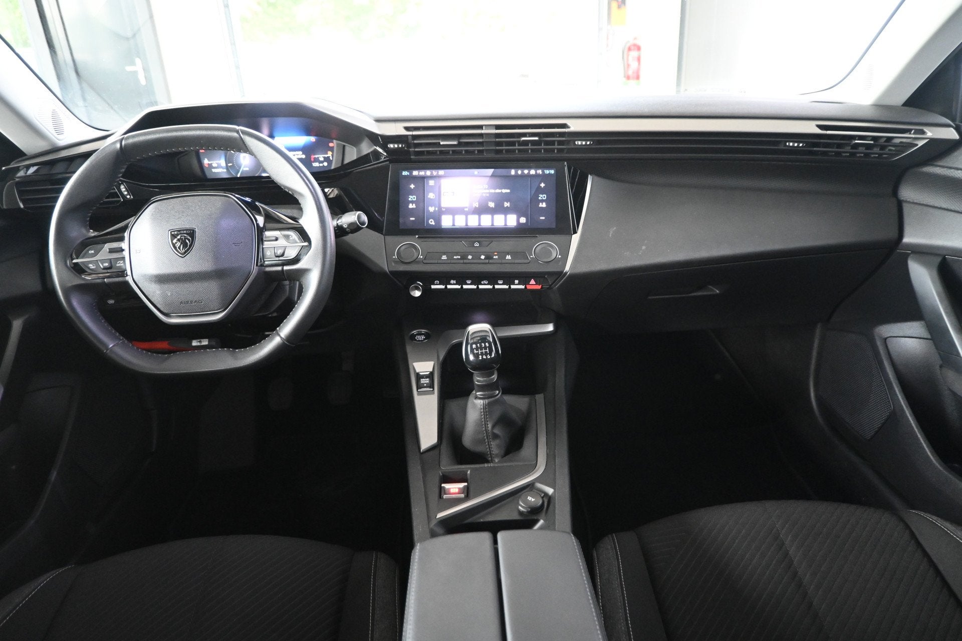 Peugeot 308 SW 1.5 BlueHDi Active Pack Business Clima Virtua, Voorwielaandrijving, 4 cilinders, Met garantie (alle), 23 km/l