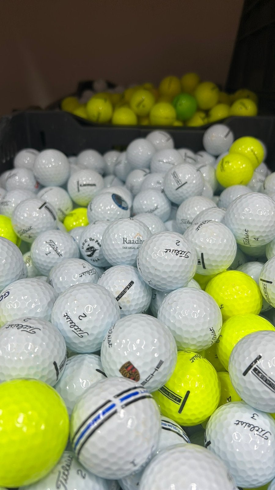 50 Stuks Titleist Tour Soft Golfballen AAAA, Ophalen of Verzenden, Zo goed als nieuw, Bal(len)