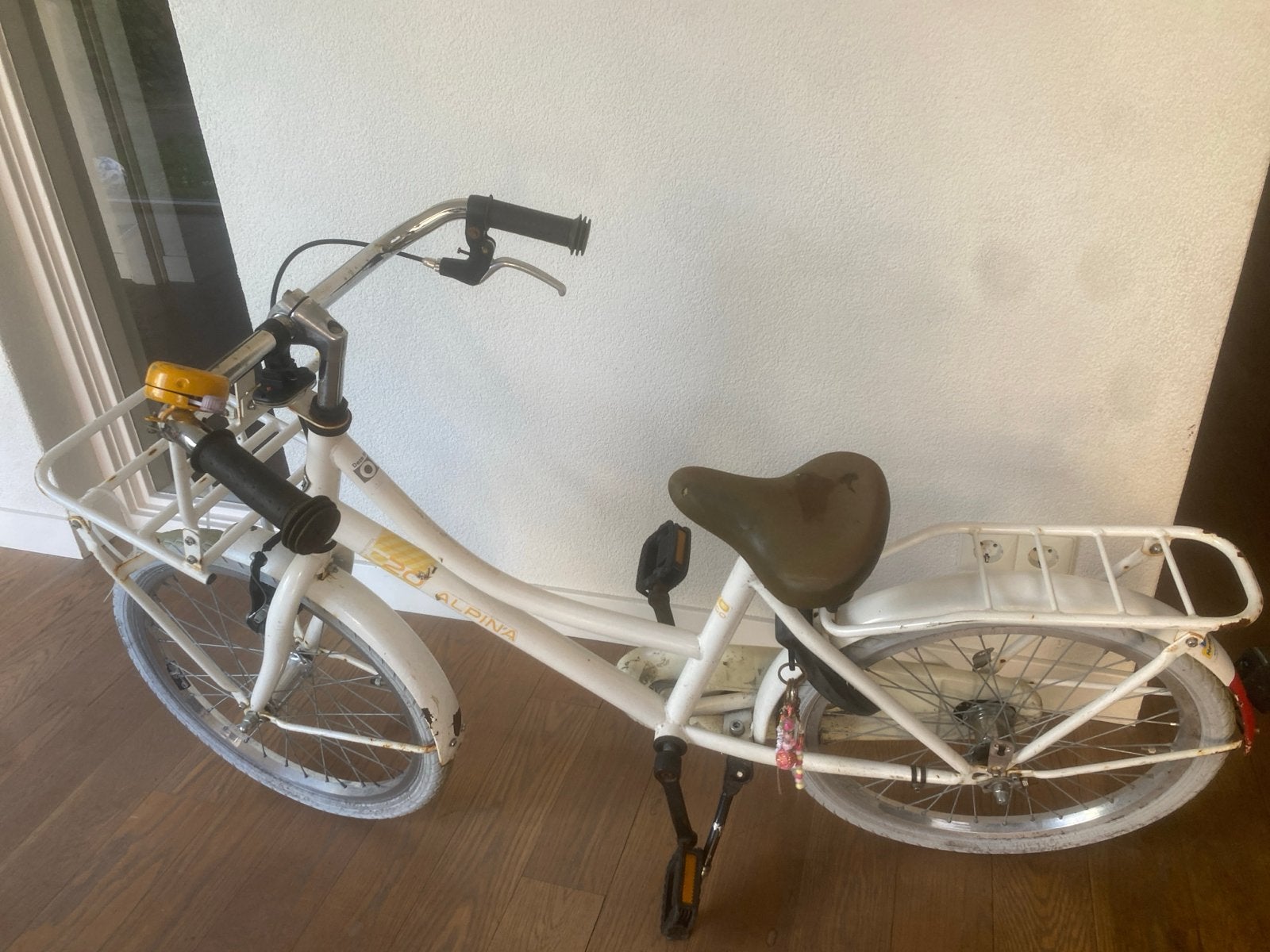 Alpina kinderfiets wit met mandje - 20 inch, Ophalen, Gebruikt, Terugtraprem, 16 tot 20 inch
