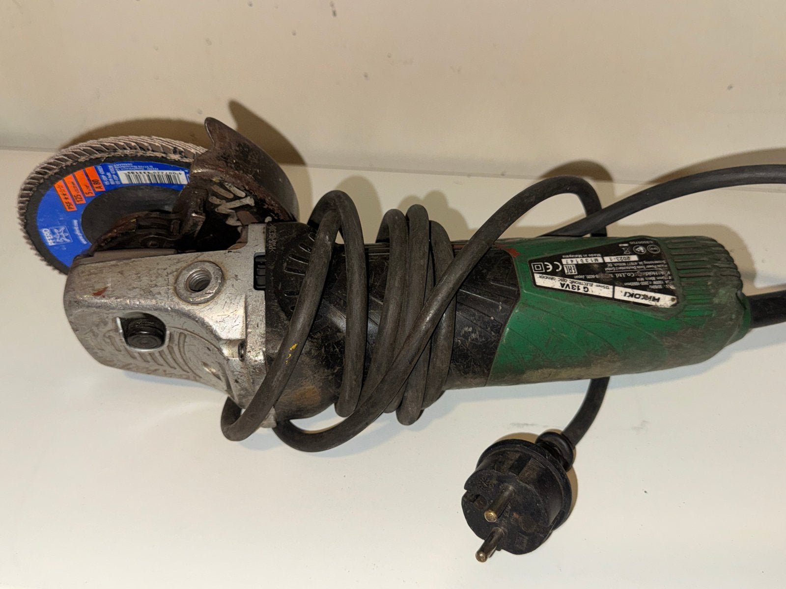 Gebruikte Haakse Slijpmachine Hitachi G13VA, Ophalen of Verzenden, Gebruikt, 700 tot 1000 watt, Haakse handslijpmachine