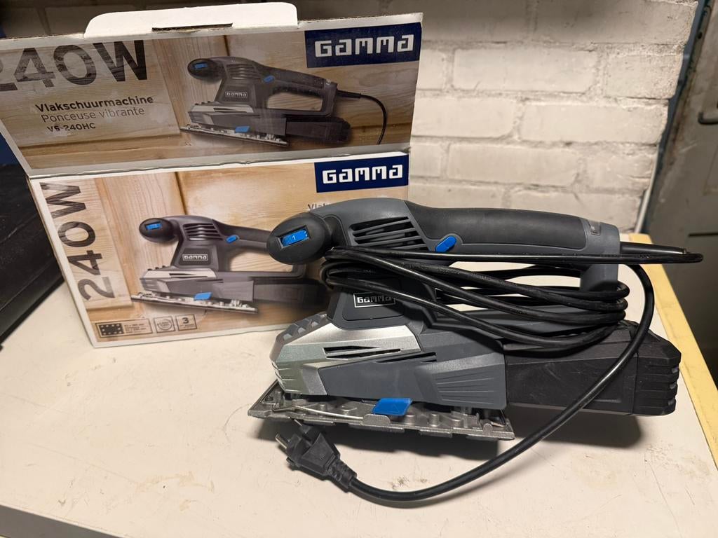 GAMMA vlakschuurmachine, Doe-het-zelf en Verbouw, Gereedschap | Schuurmachines, Ophalen, Zo goed als nieuw, Minder dan 600 watt