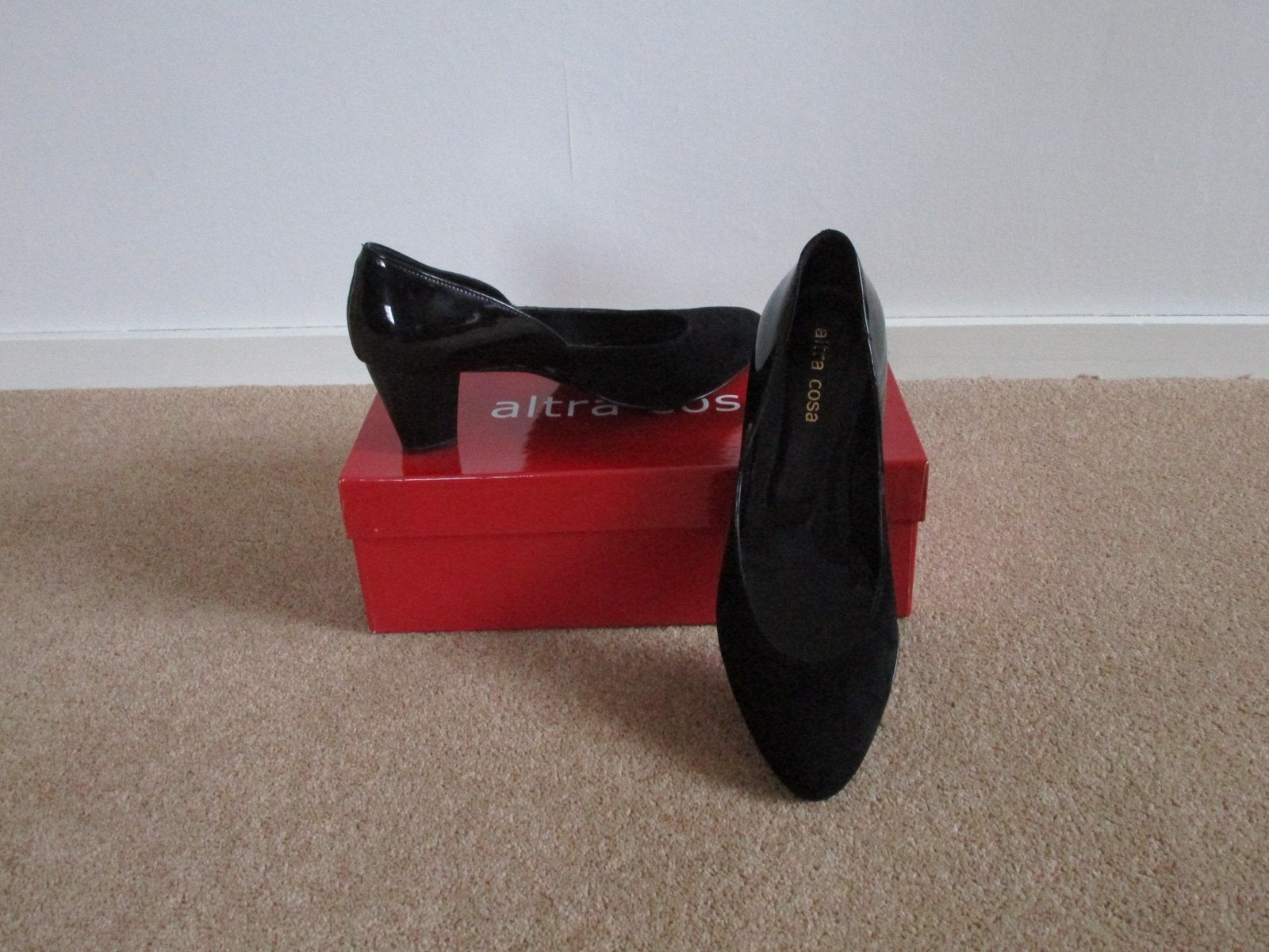 Pumps Altra Cosa zwart lak, Pumps, Verzenden, Zwart, Nieuw