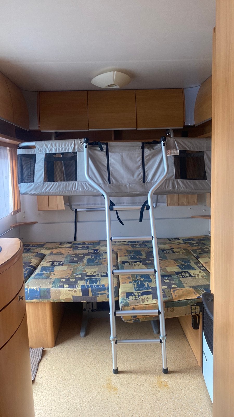 UWIS caravanbed, Ophalen, Gebruikt