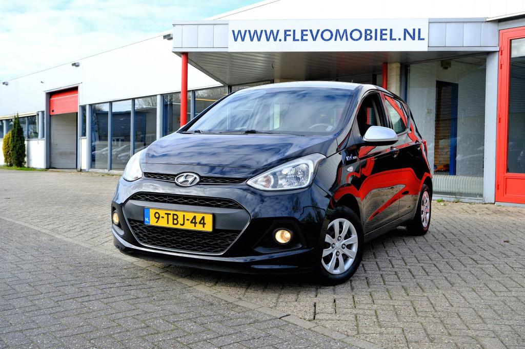 Hyundai I10 1.0i i-Drive 5-drs *87,500km!*, Auto's, Hyundai, Voorwielaandrijving, Euro 5, Gebruikt, 31 €/maand