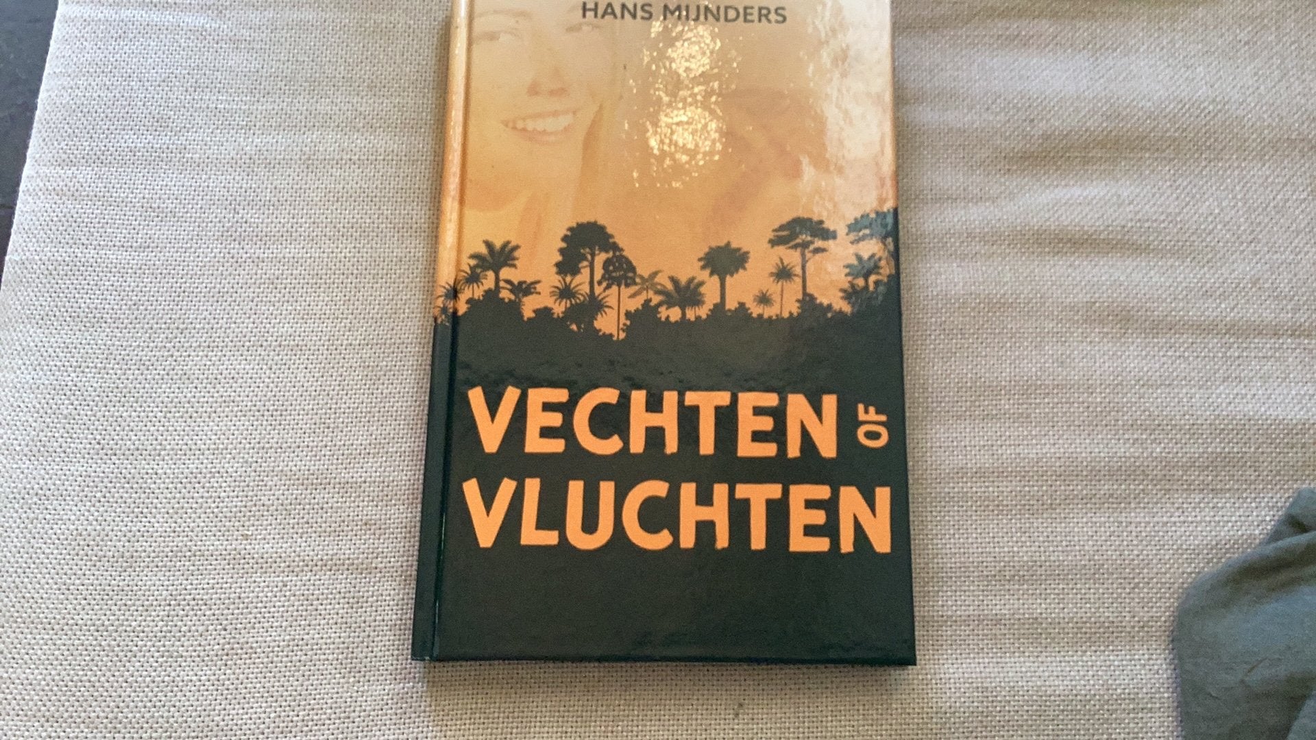 Vechten of vluchten, Ophalen of Verzenden, Zo goed als nieuw