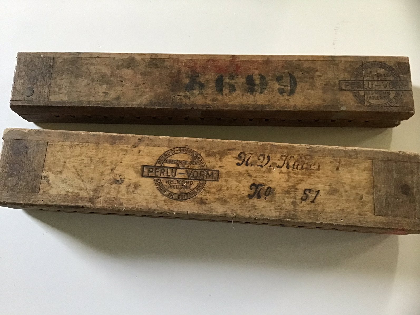 Sigarenplanken 2 stuks 1 voor 10,00- 2 voor 17,50, Ophalen