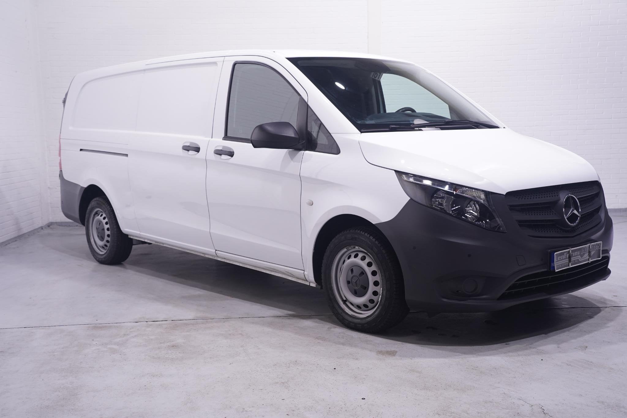Mercedes-Benz Vito 111 CDI L3 Extra Lang Camera, APK 10-2027, Auto's, Voorwielaandrijving, Gebruikt, 4 cilinders, 2000 kg