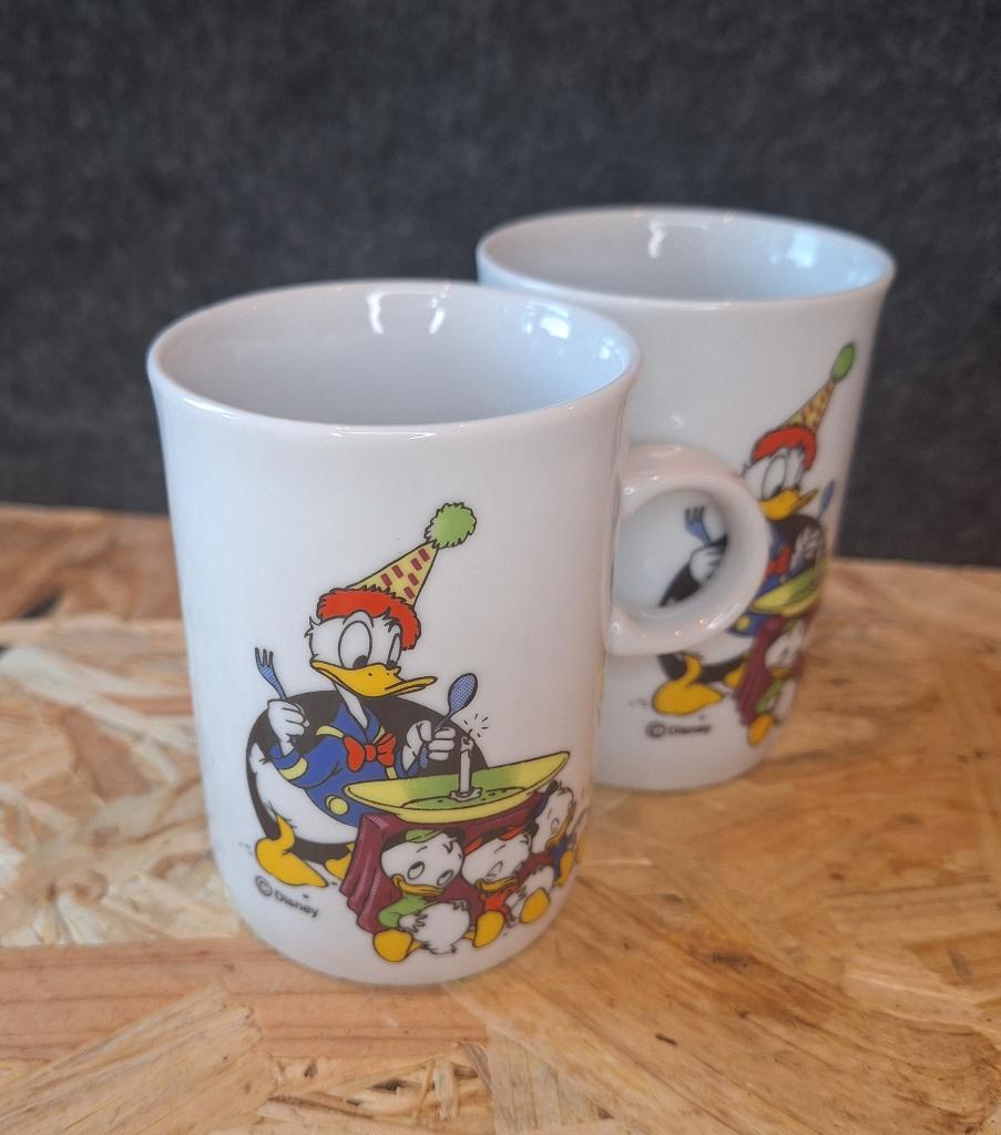 Vintage Disney Donald Duck mokken - set van 2, Ter Steege, Verzamelen, Ophalen of Verzenden, Donald Duck, Zo goed als nieuw, Servies