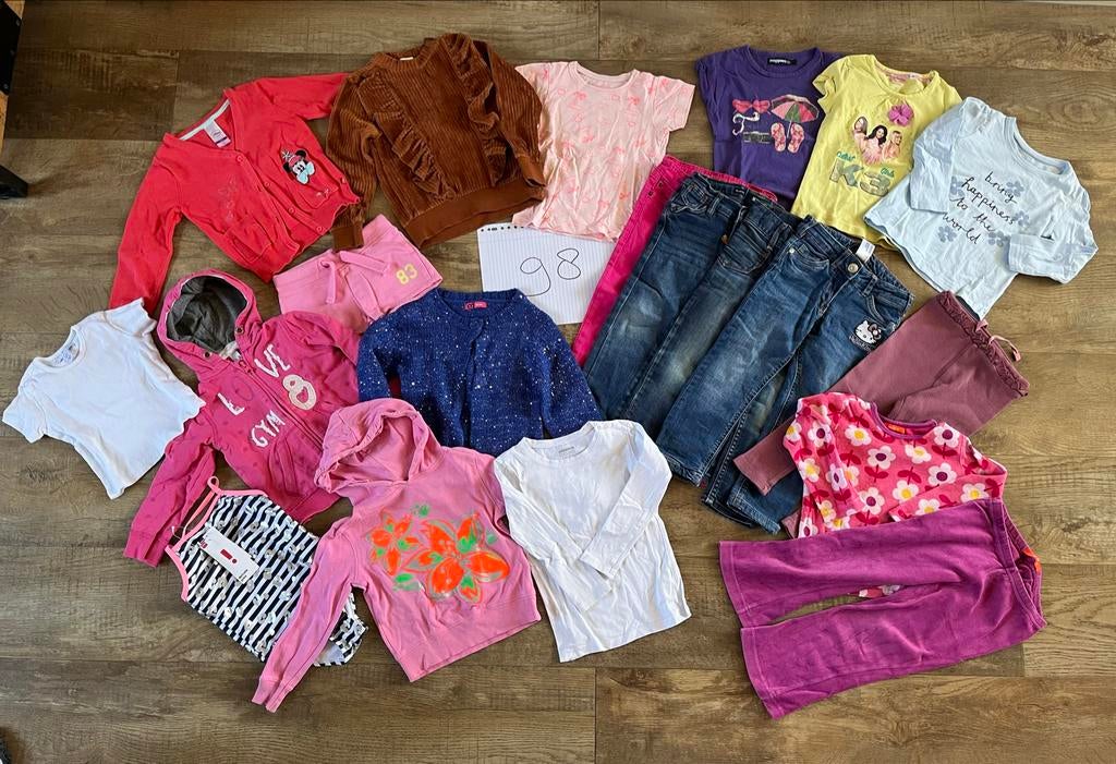 Kledingpakket maat 98, Ophalen of Verzenden, Gebruikt, Maat 98