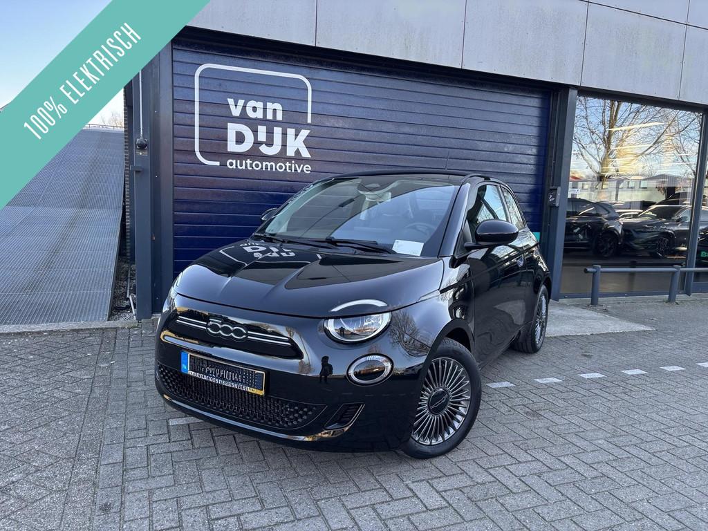 Fiat 500 3+1 Icon 42 kWh 100% Electrisch, Parkeer sensoren a, Auto's, 12 maanden, Gebruikt, Zwart, Zwart