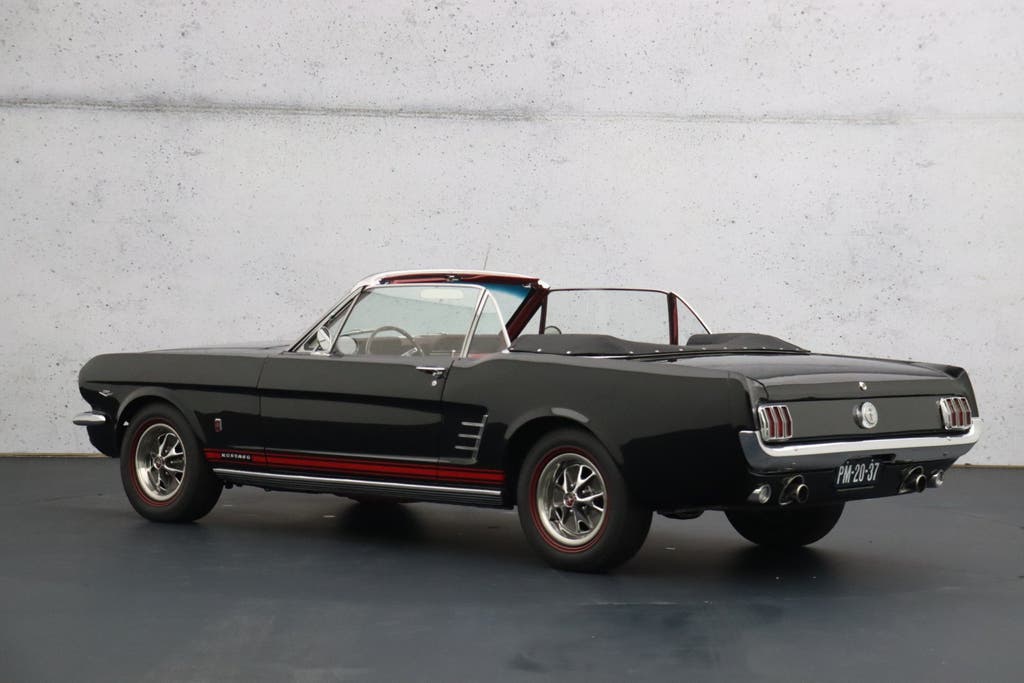 Ford Mustang Cabriolet V8 | Handgeschakeld | Perfect geresta, foto 7