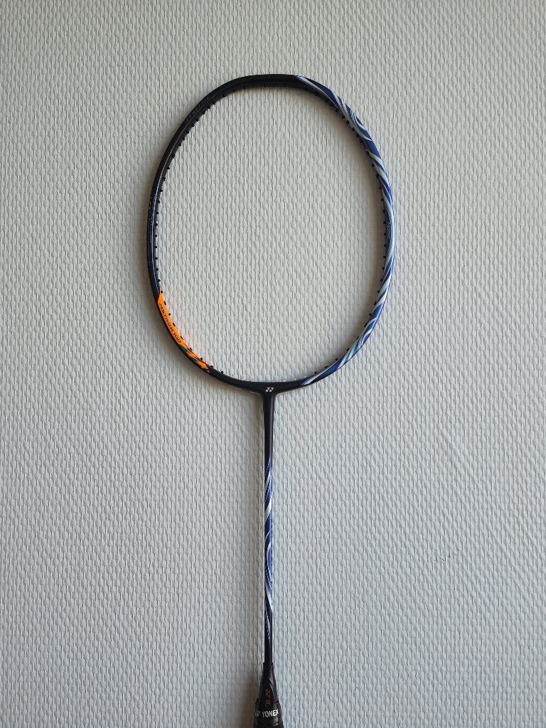 Yonex Astrox 100ZZ Dark Blue 4U5 Frame badminton racket, Sport en Fitness, Badminton, Ophalen of Verzenden, Zo goed als nieuw