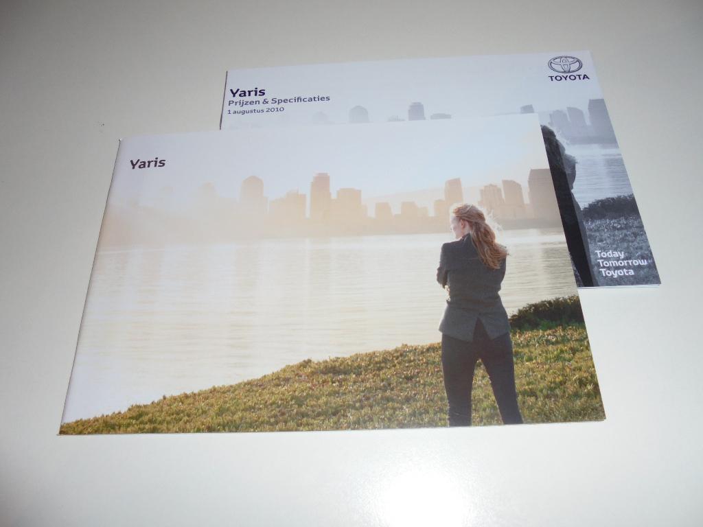brochure Toyota Yaris  2011, Ophalen of Verzenden, Nieuw, Toyota