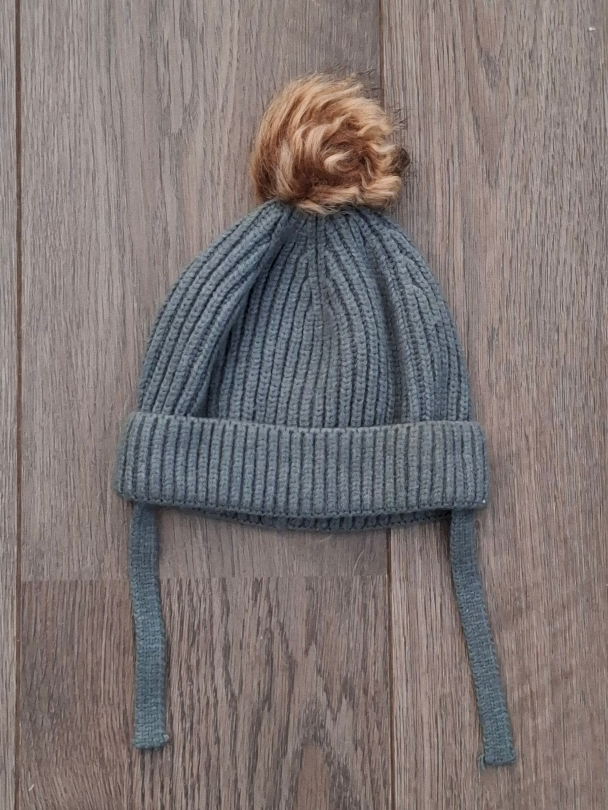Zara muts met pompon in zeer goede staat, Ophalen of Verzenden, Zo goed als nieuw, Zara, Jongetje
