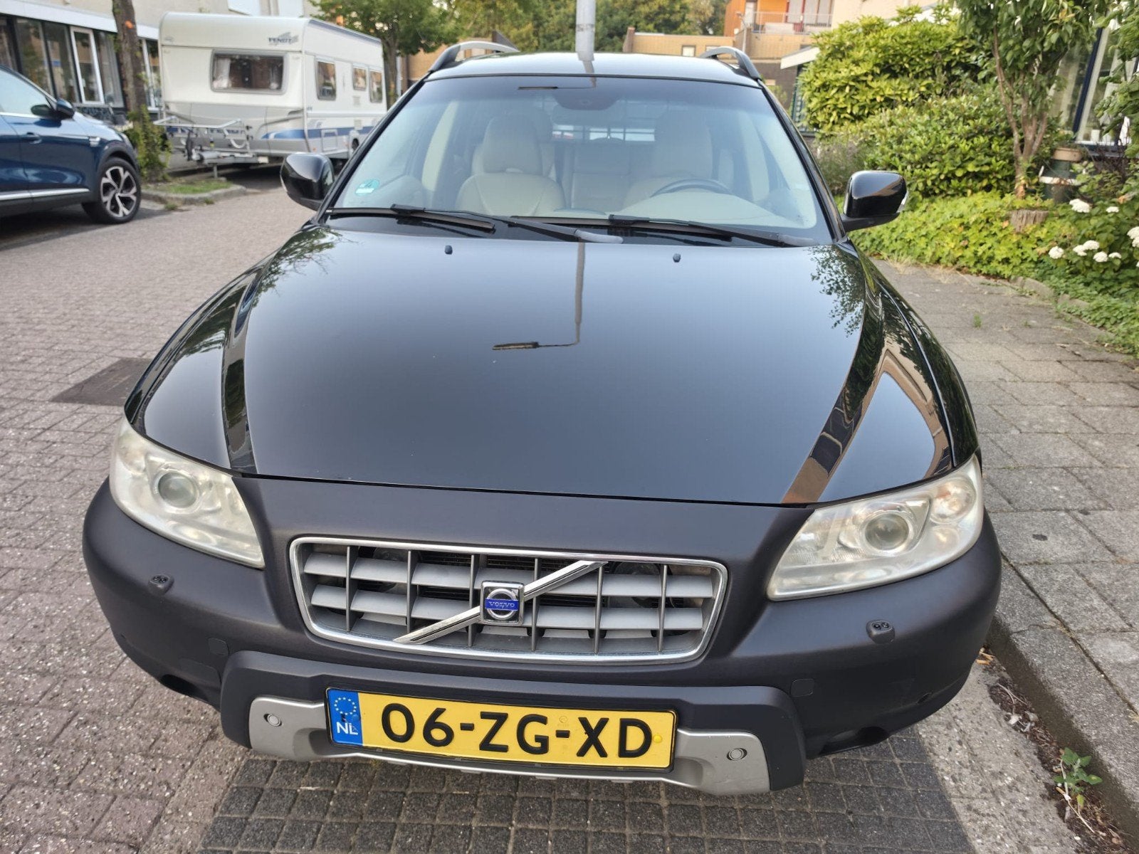 Volvo XC70 2.5 T AWD Summum | Dealer Onderhouden!, Automaat, Euro 5, 1800 kg, Beige