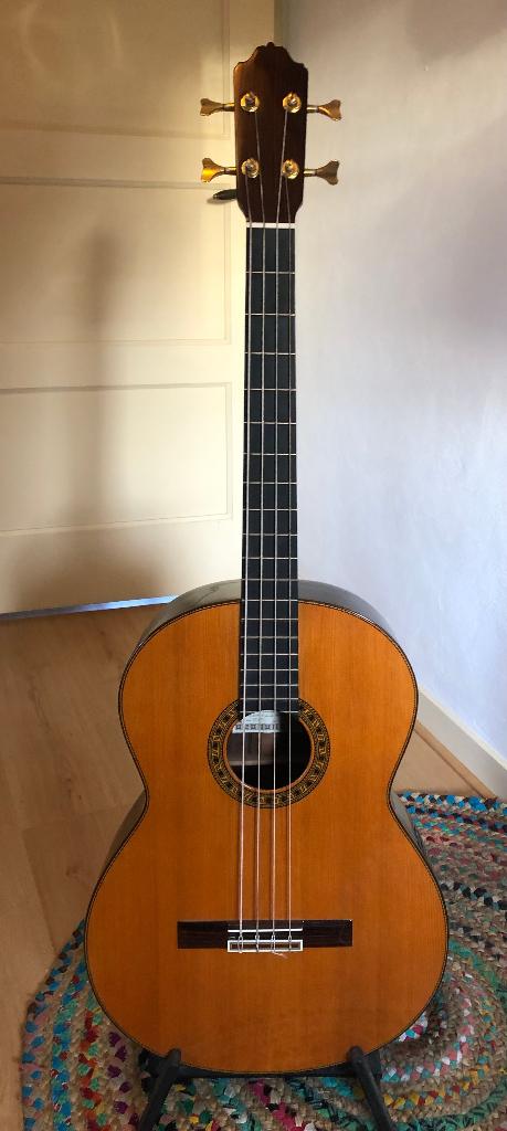 Akoustische basgitaar, Muziek en Instrumenten, Snaarinstrumenten | Gitaren | Bas, Ophalen, Zo goed als nieuw, Akoestisch