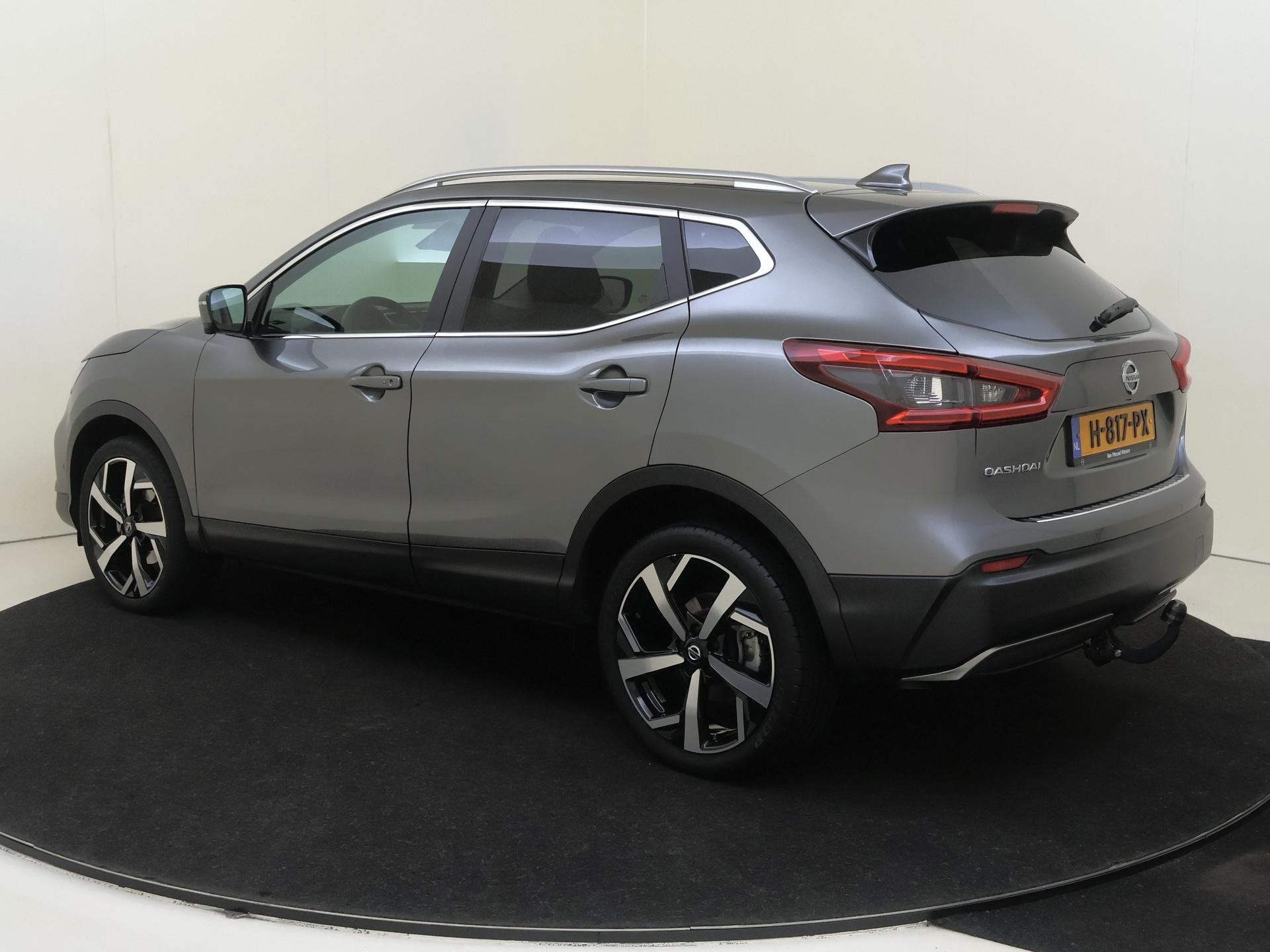 Nissan Qashqai 1.3 DIG-T Tekna | Trekhaak | | Panoramadak |, Stof, Gebruikt, Euro 6, 4 cilinders