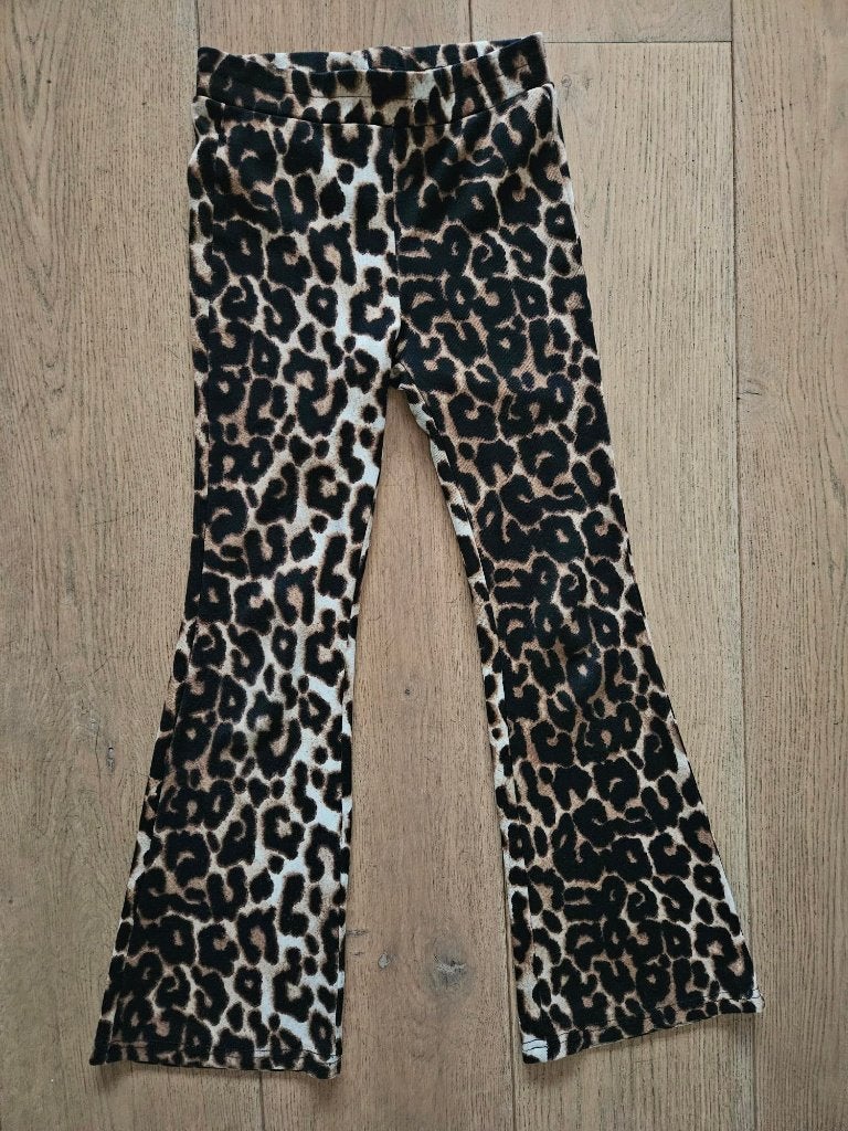 Flared broek met panterprint van Shoeby maat 134/140, Broek, Gebruikt, Meisje, Ophalen of Verzenden