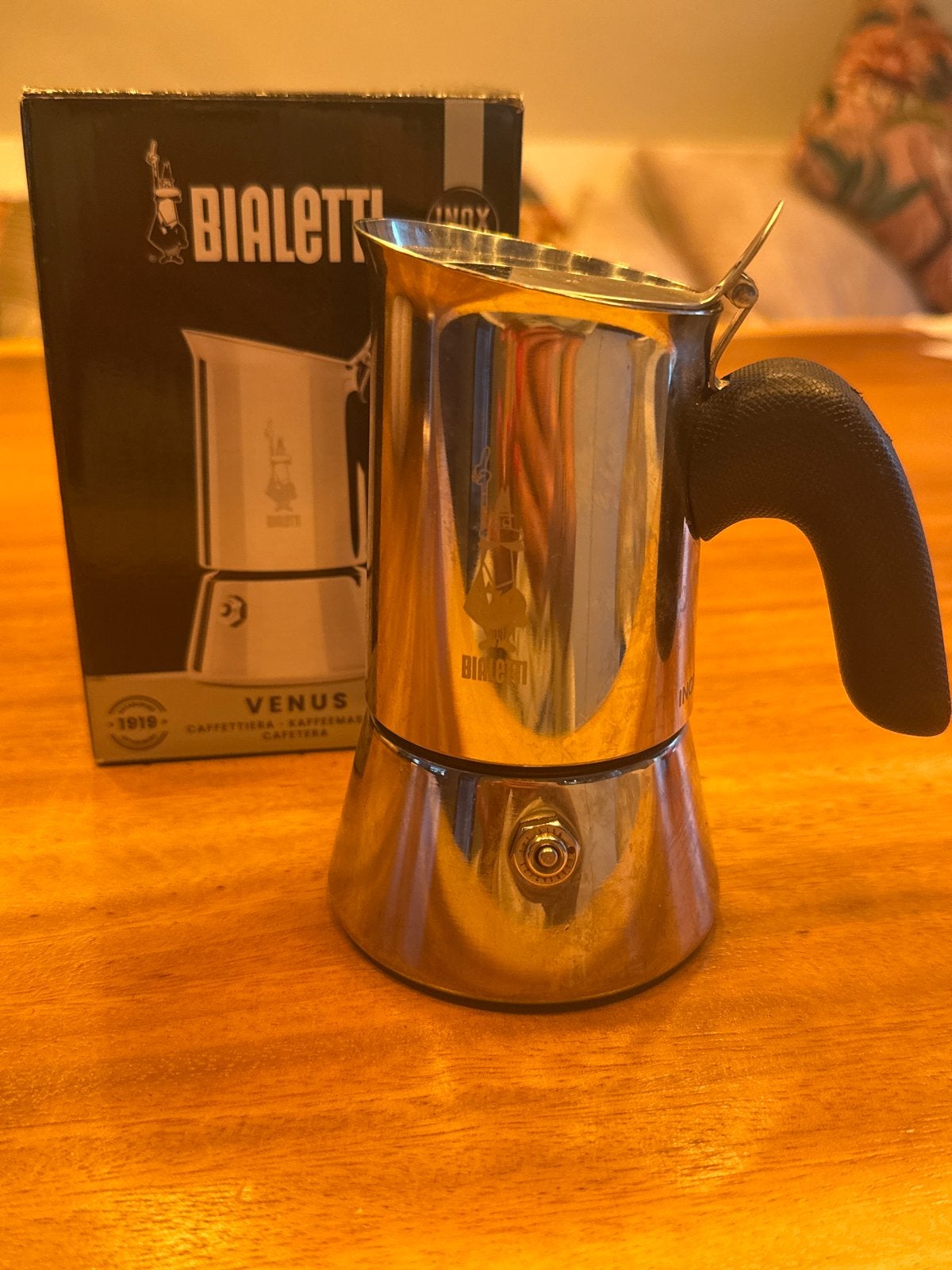 Bialetti Venus RVS Moka Pot - nieuw, Witgoed en Apparatuur, Koffiezetapparaten, Overige modellen, Gemalen koffie, Ophalen of Verzenden