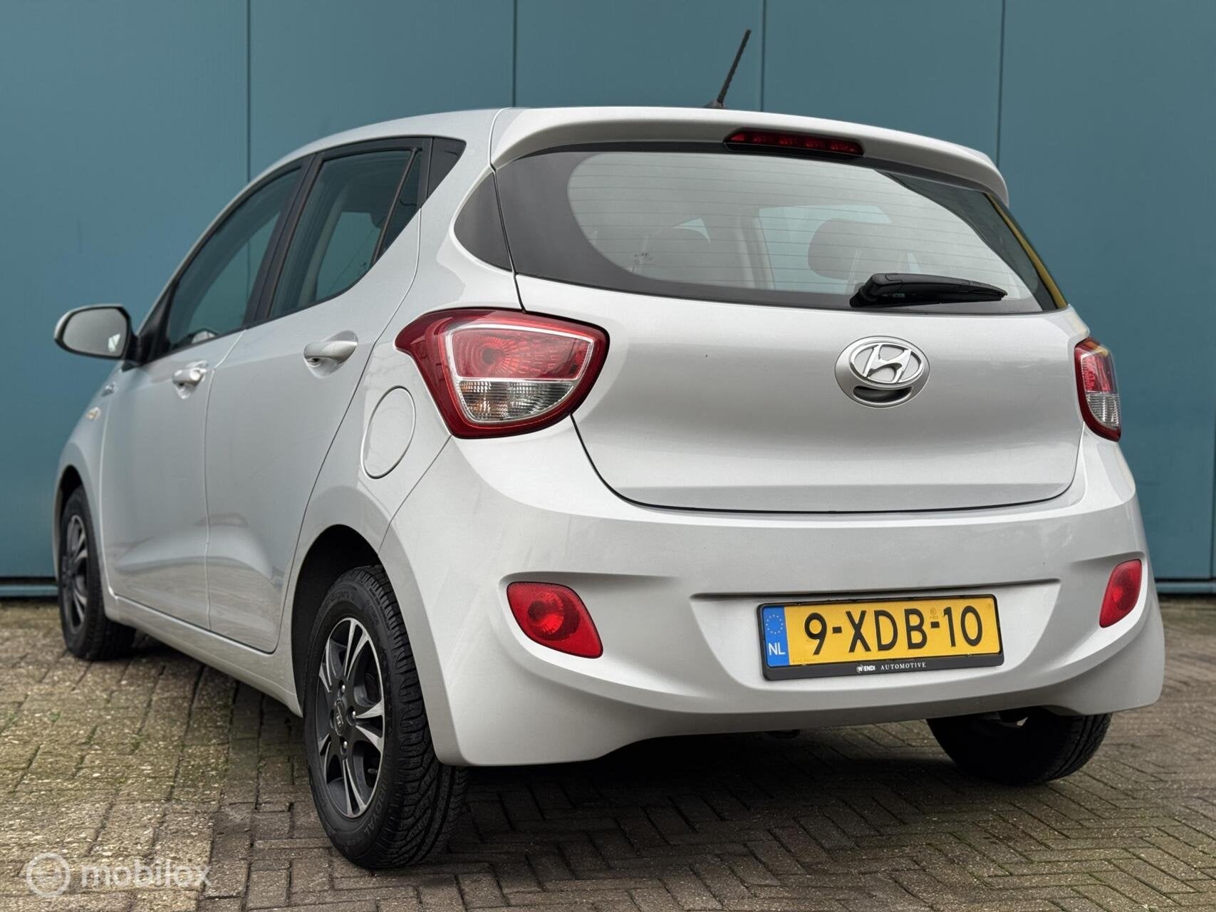 Hyundai i10 1.0i Go! 5Drs Airco Cruise Control Navi LM-Velge, Euro 5, Gebruikt, 31 €/maand, 23 km/l