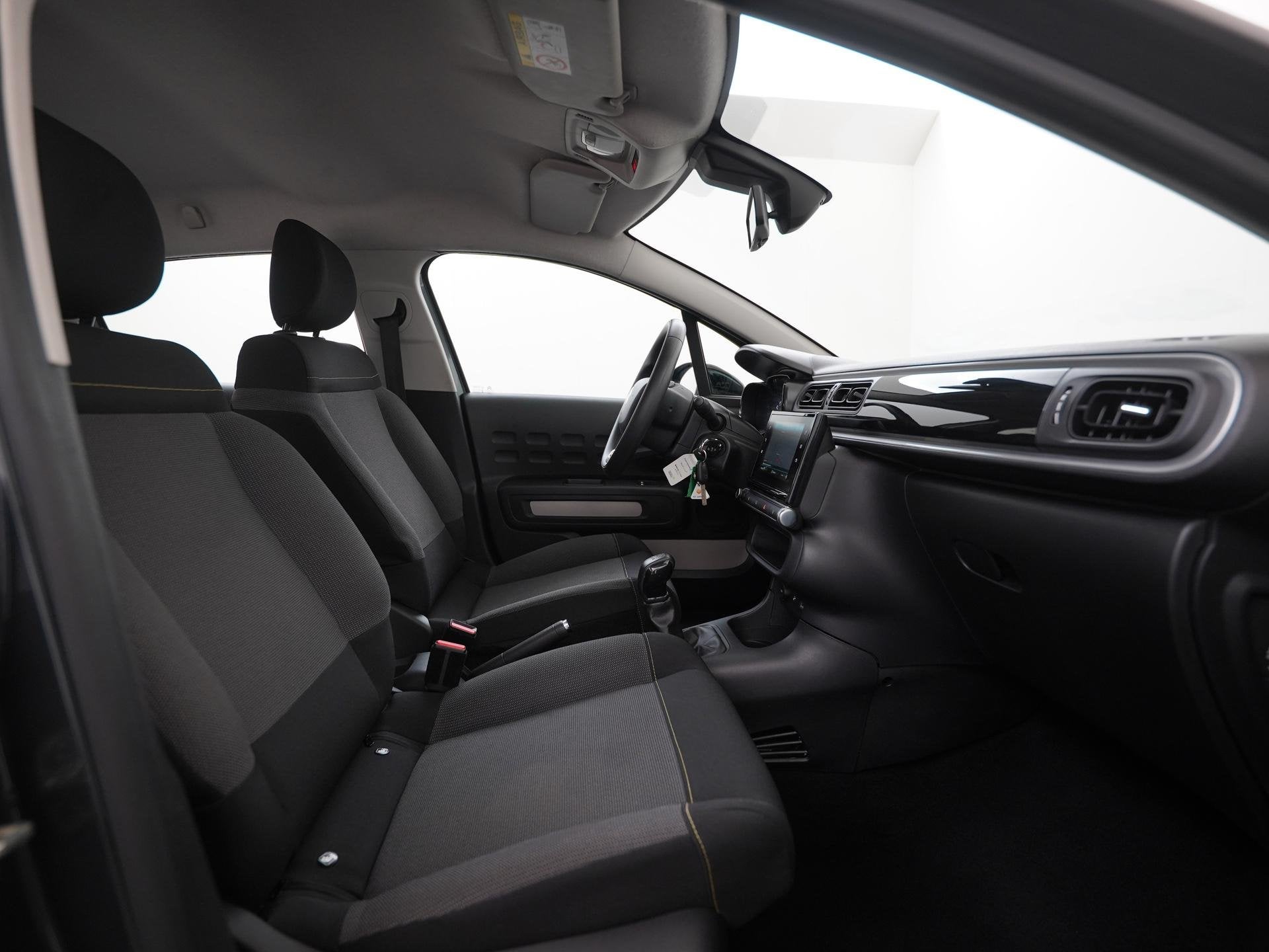 Citroen C3 1.2 PureTech Live | Navigatie | Apple/Android Car, Euro 6, 1199 cc, 450 kg, 68 pk